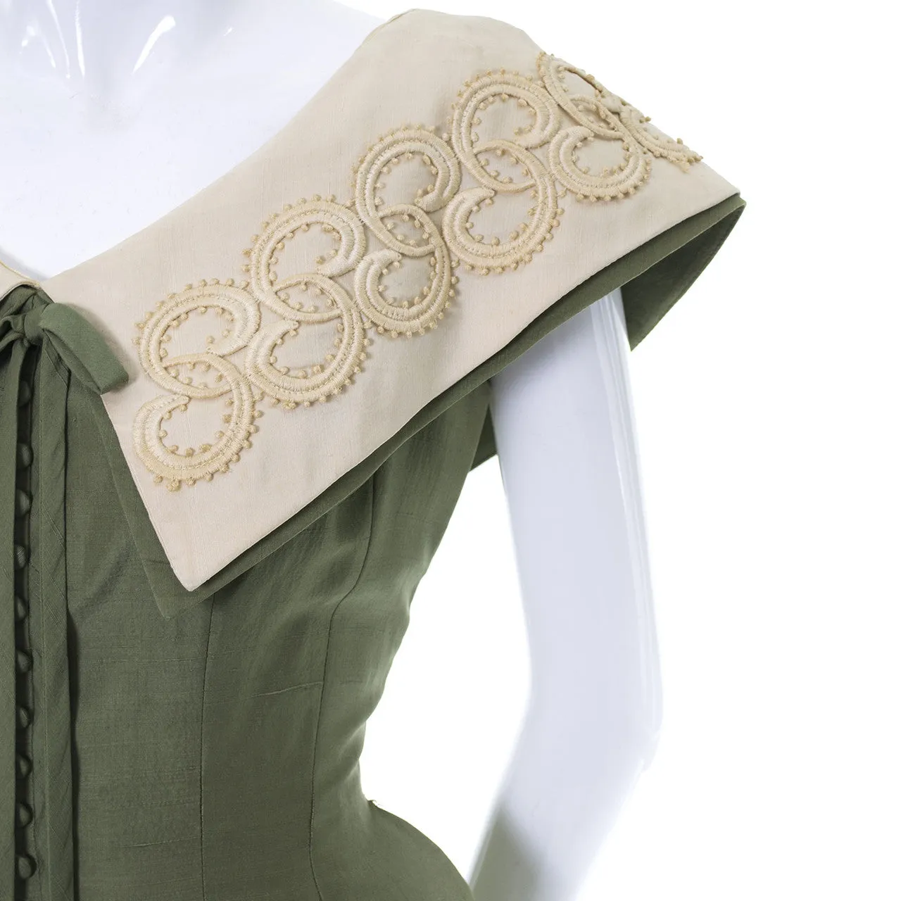 1950s Green Suzy Perette Vintage Dress Raw Silk Soutache Trim Collar