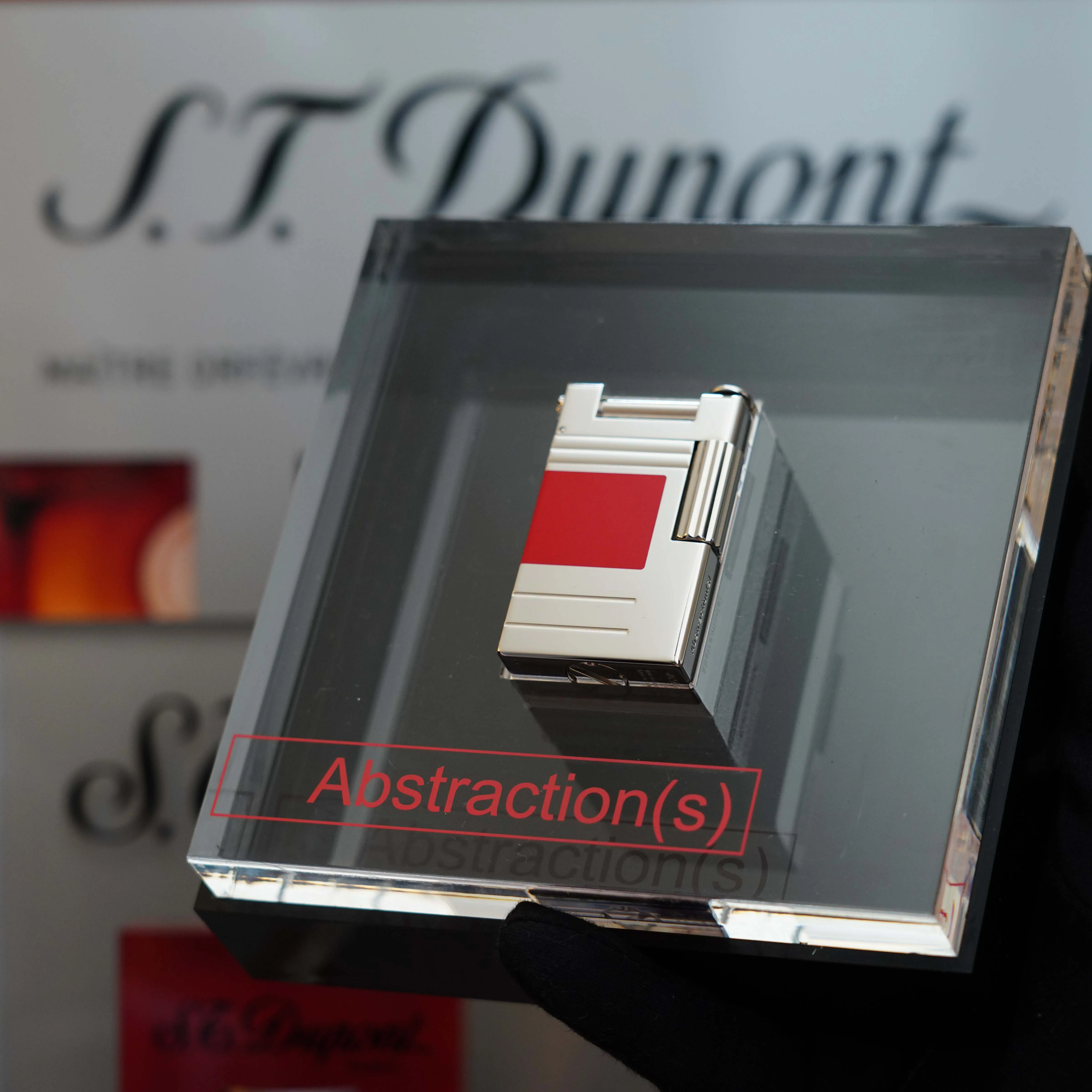 Vintage 1999 St Dupont Urban Limited Edition Platinum finish natural Red Lacquer lighter